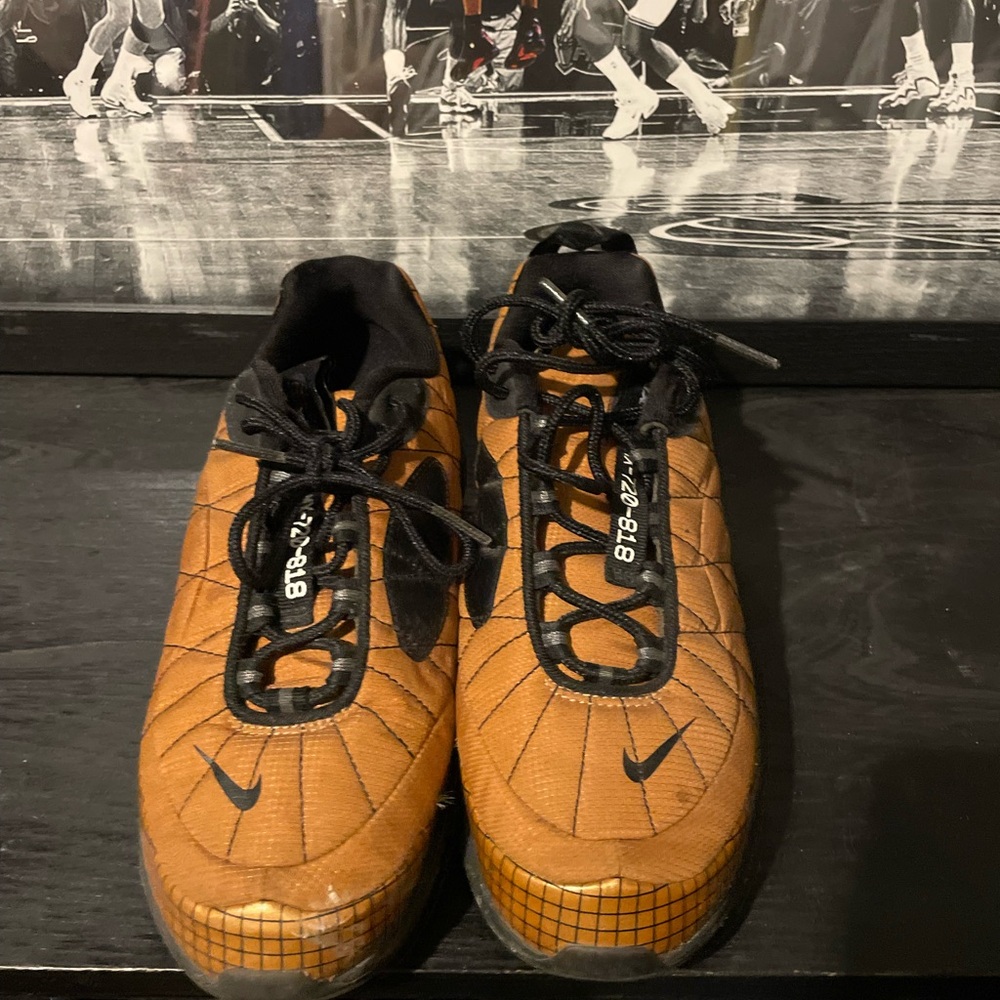 Nike Brown and Black Sneakers with Textured Leather Upper